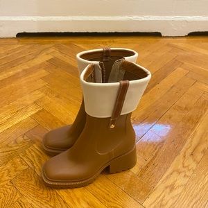 Rain boots that are actually stylish and comfortable